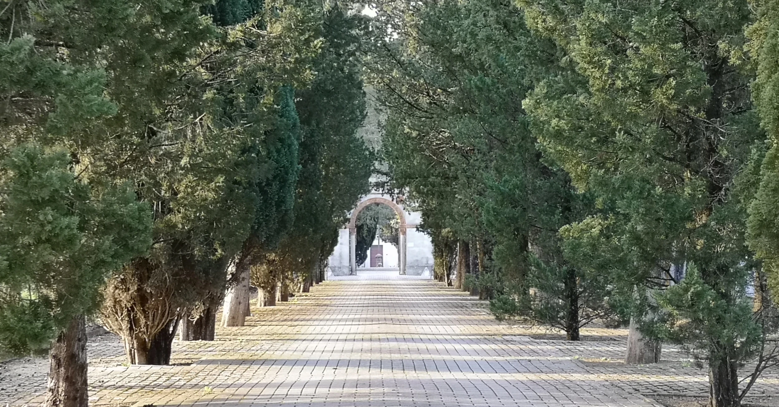 Due Giorni Di Chiusura Dei Cimiteri Comunali - La Voce Dell'Umbria